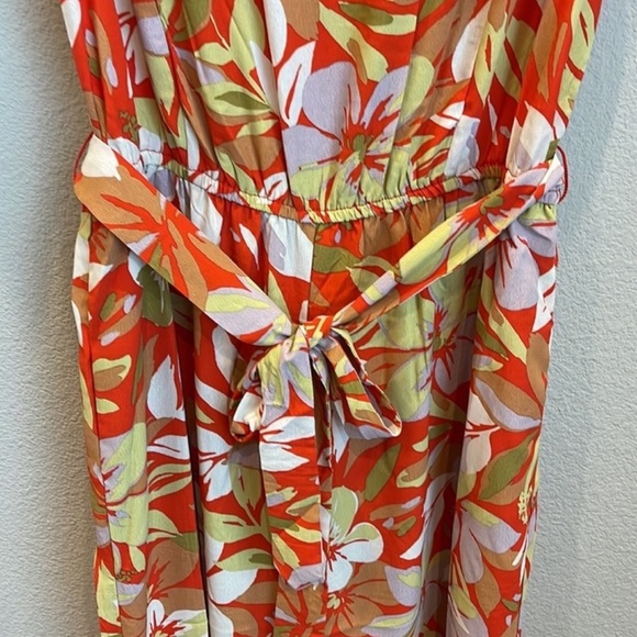 NWT Adyson Parker Cap Sleeve Floral Jumpsuit Size Medium - Picture 8 of 9